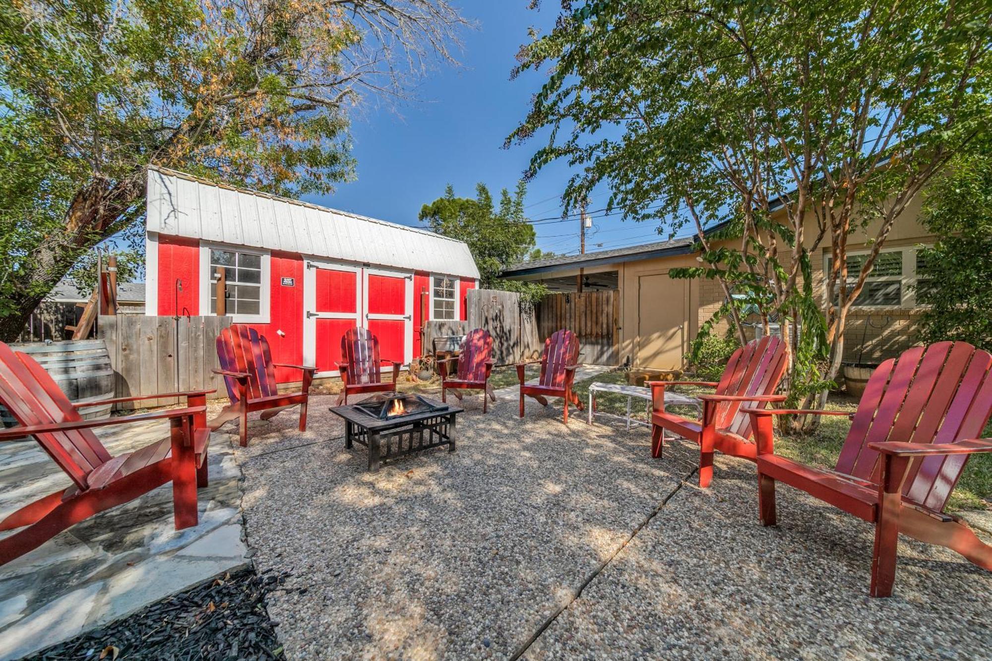 Charming Pet Friendly 4 Bdrm Home Mins To Main St And Wineries Fredericksburg Esterno foto